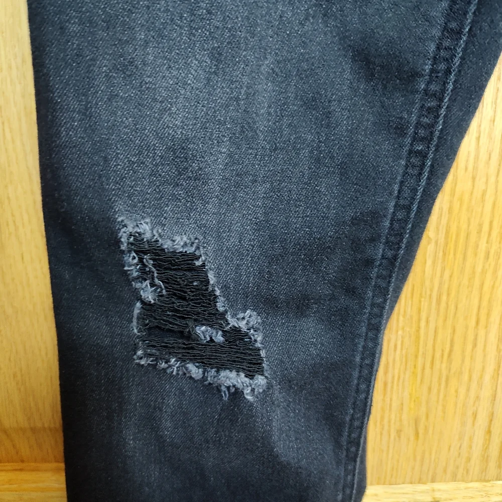 EUC --GAP Boys Black Destructed Jeans